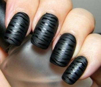 black-nail-arts-for-girls-nail-beauty01-450x387.jpg